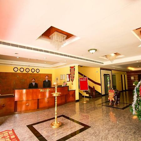 Hotel Meadows International Kizhake Chalakudi Ngoại thất bức ảnh